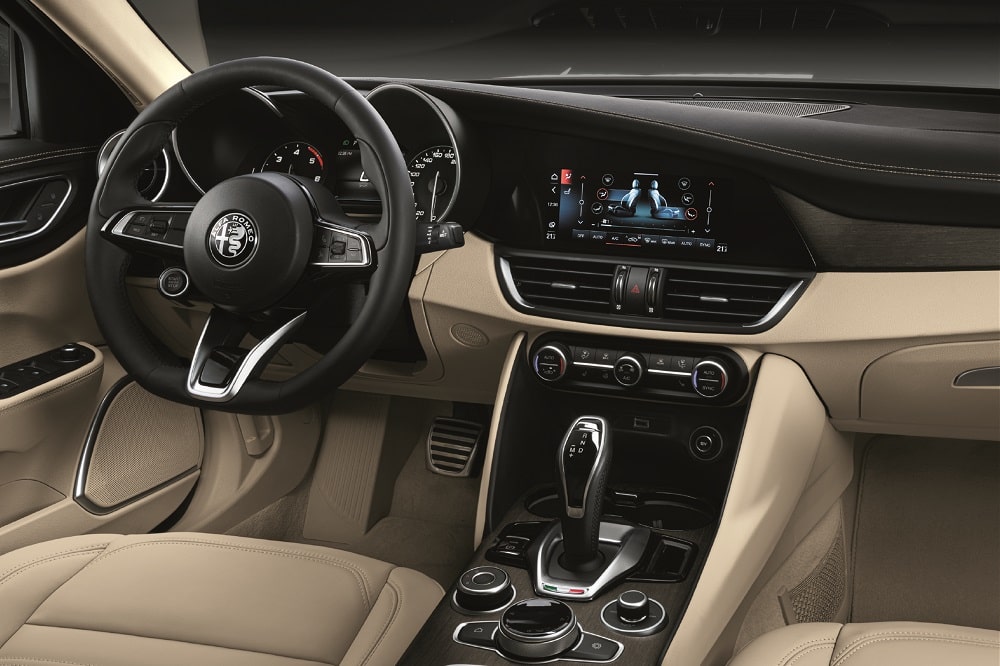 Alfa Romeo Giulia 2.0 Turbo 200 PS   (2020-2022)