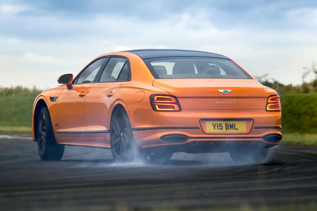 Bentley Flying Spur 2026
