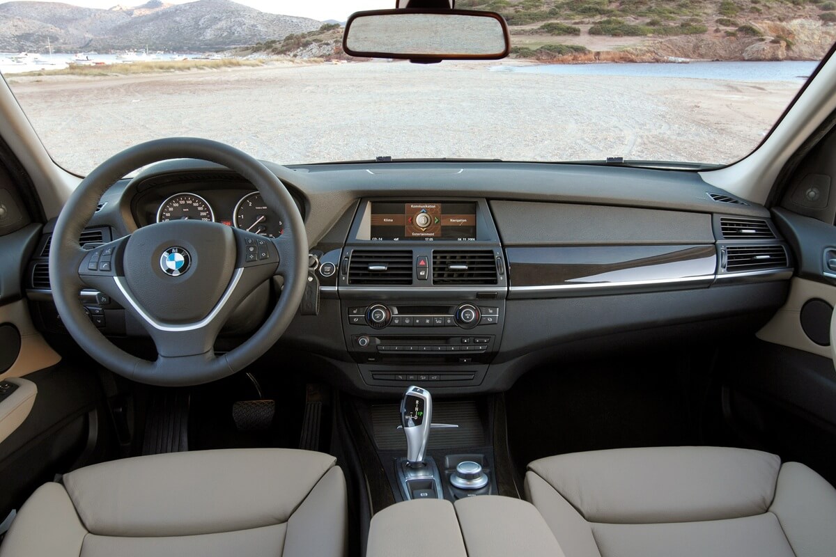 BMW X5 xDrive30i 272 PS  AWD (2007-2010)