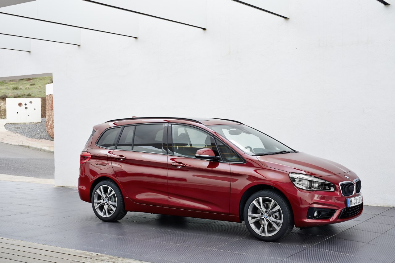 BMW 2 Series Gran Tourer 216d 116 PS manual  (2018-2023)
