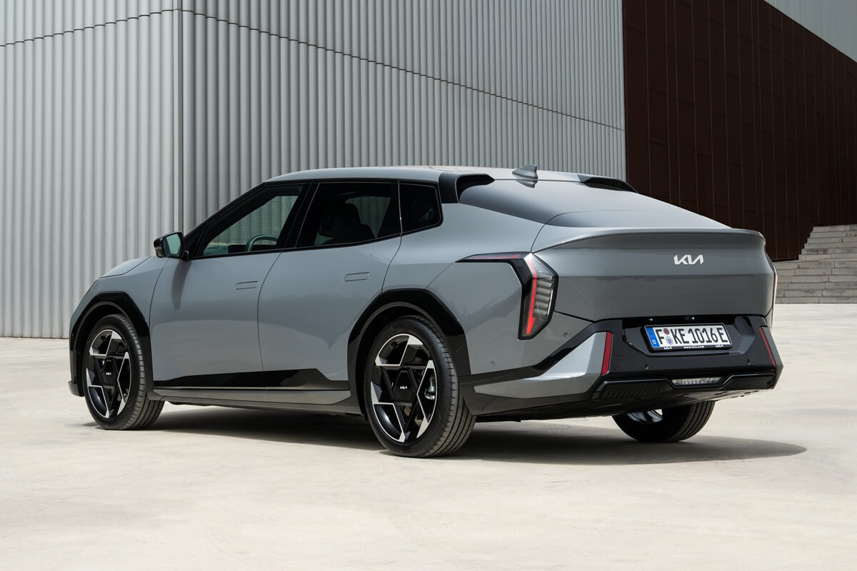 Kia EV4 Fastback 2026
