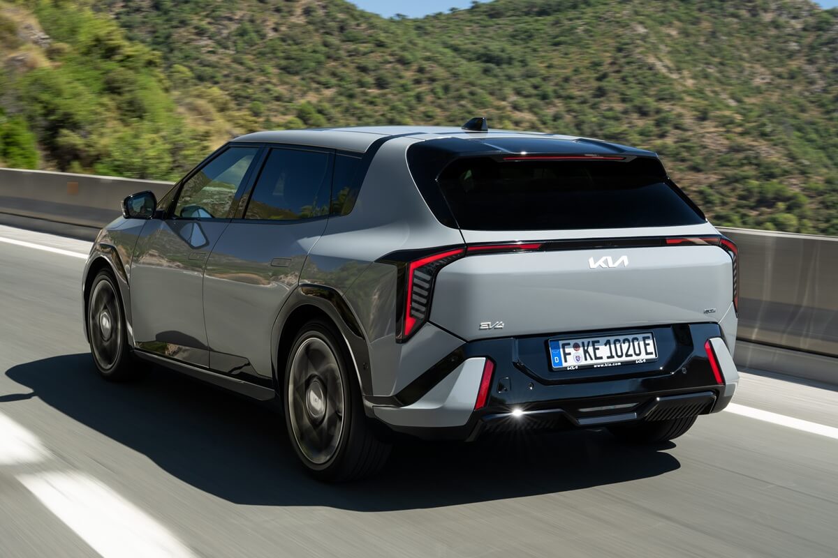 Kia EV4 2026