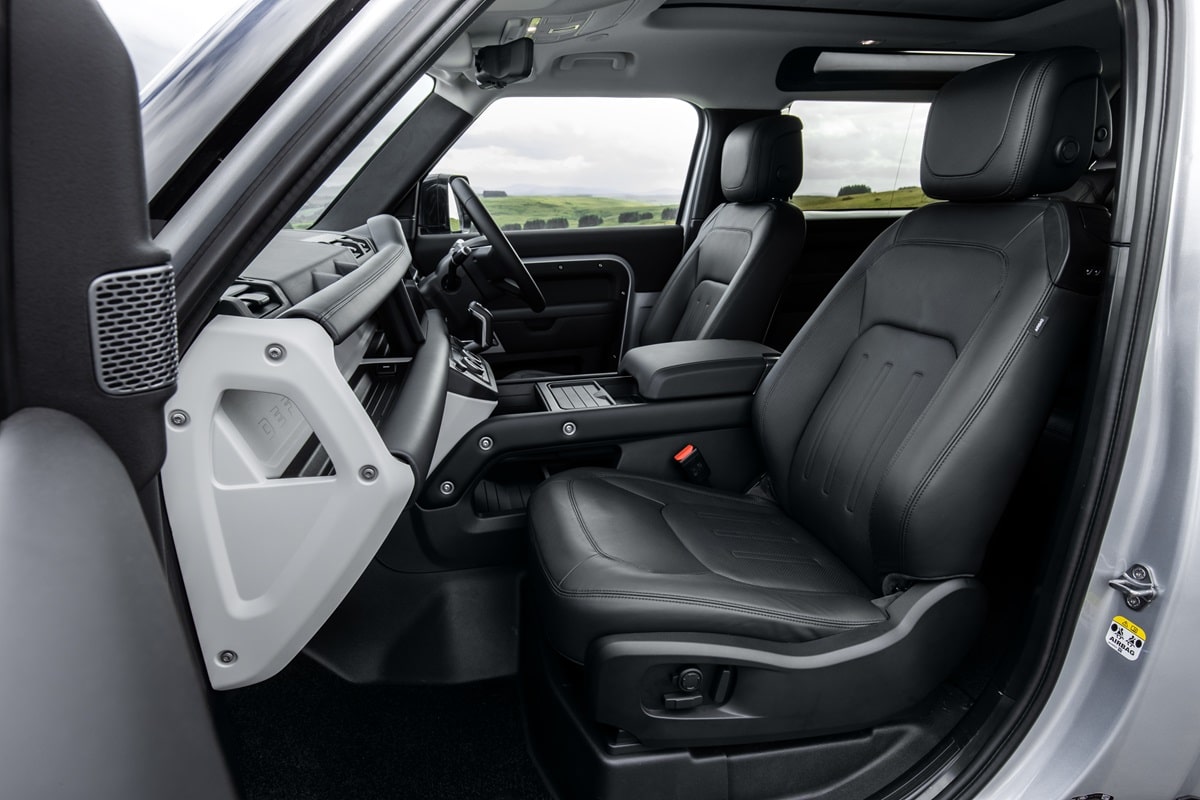 Land Rover Defender 90 2026