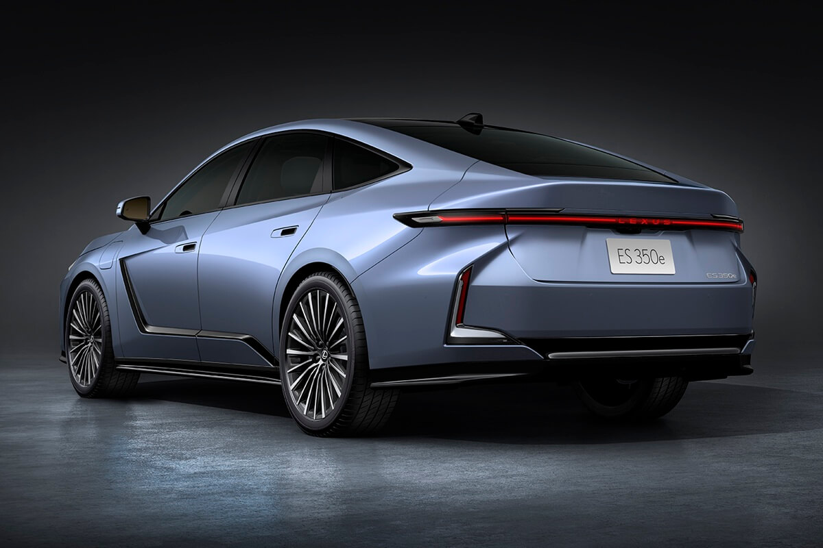 Lexus ES 2026
