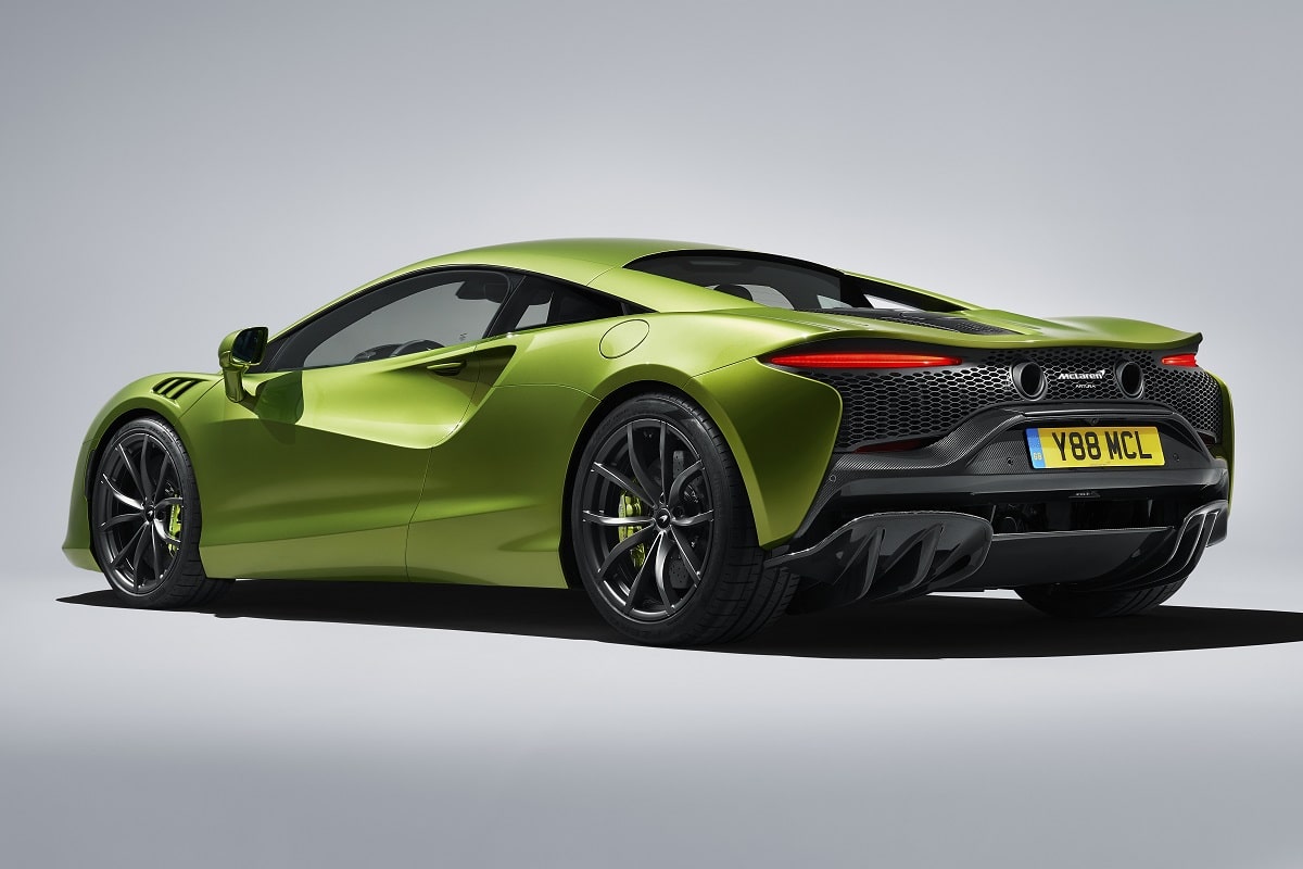 McLaren Artura 2026