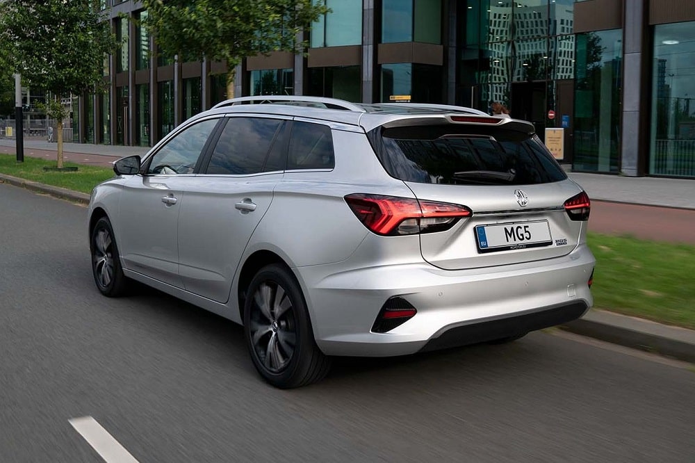 MG MG5 2026