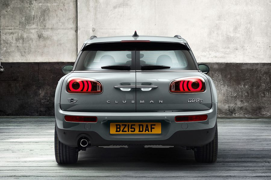 MINI Clubman Cooper D 150 PS manual  (2019-2023)