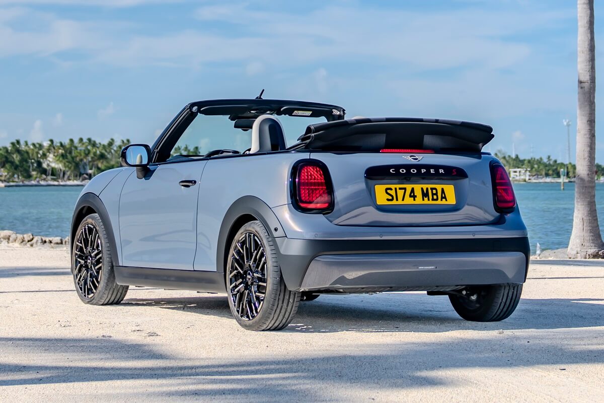 MINI Cabrio 2026