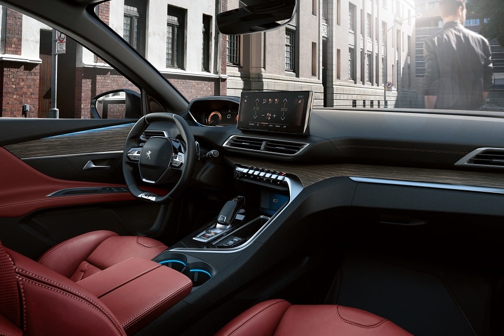 Peugeot 3008 Hybrid 225 PS   (2021-2023)