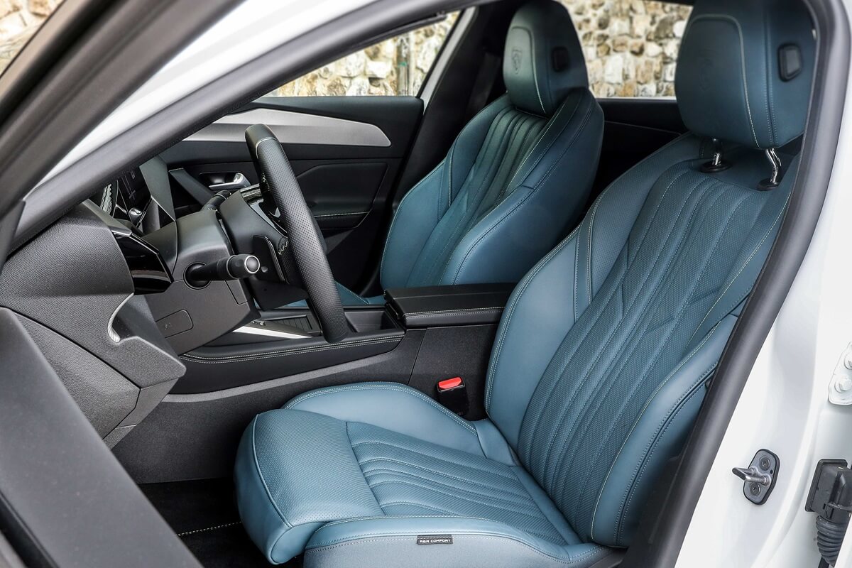 Peugeot 308 SW 1.2 Puretech 130 PS   (2021-2025)