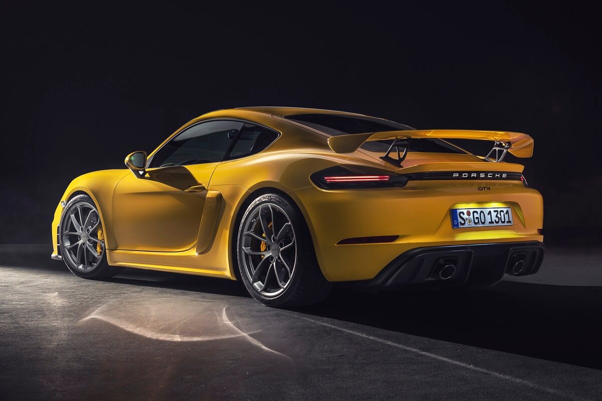 Porsche 718 Cayman GT4 420 PS   2026