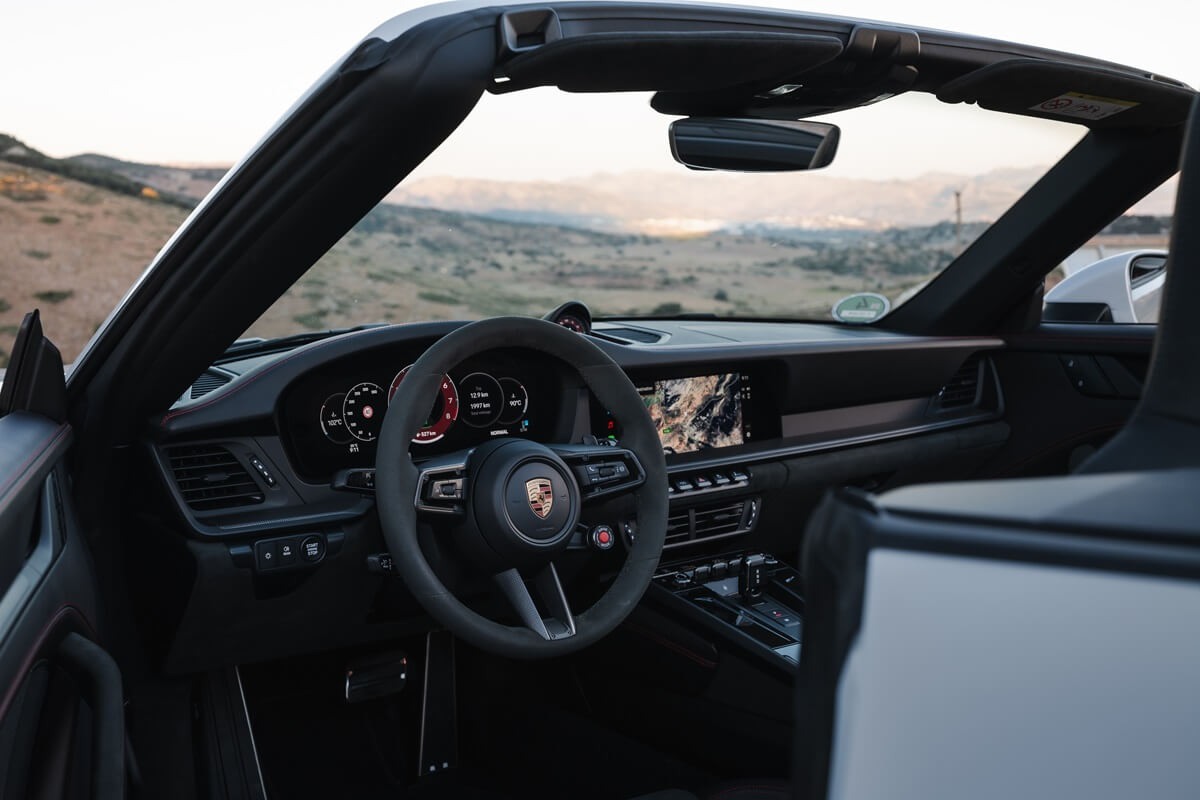 Porsche 911 Cabriolet Carrera 4 GTS 541 PS  AWD 2026