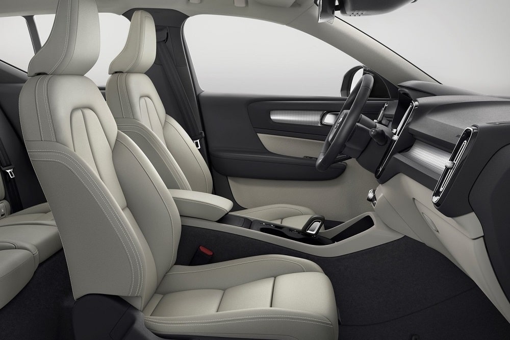 Volvo XC40 B4 197 PS   (2021-2022)